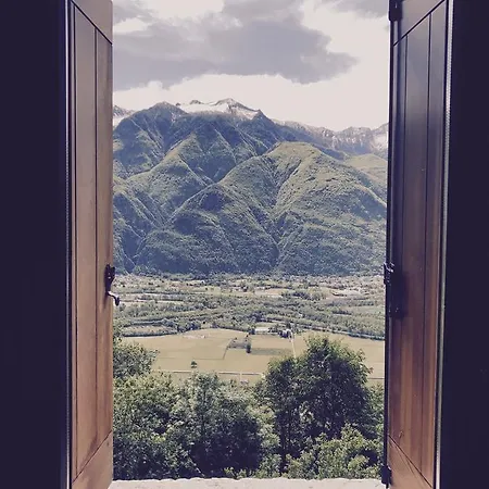 La Tensa カントリーハウス ドモドッソラ